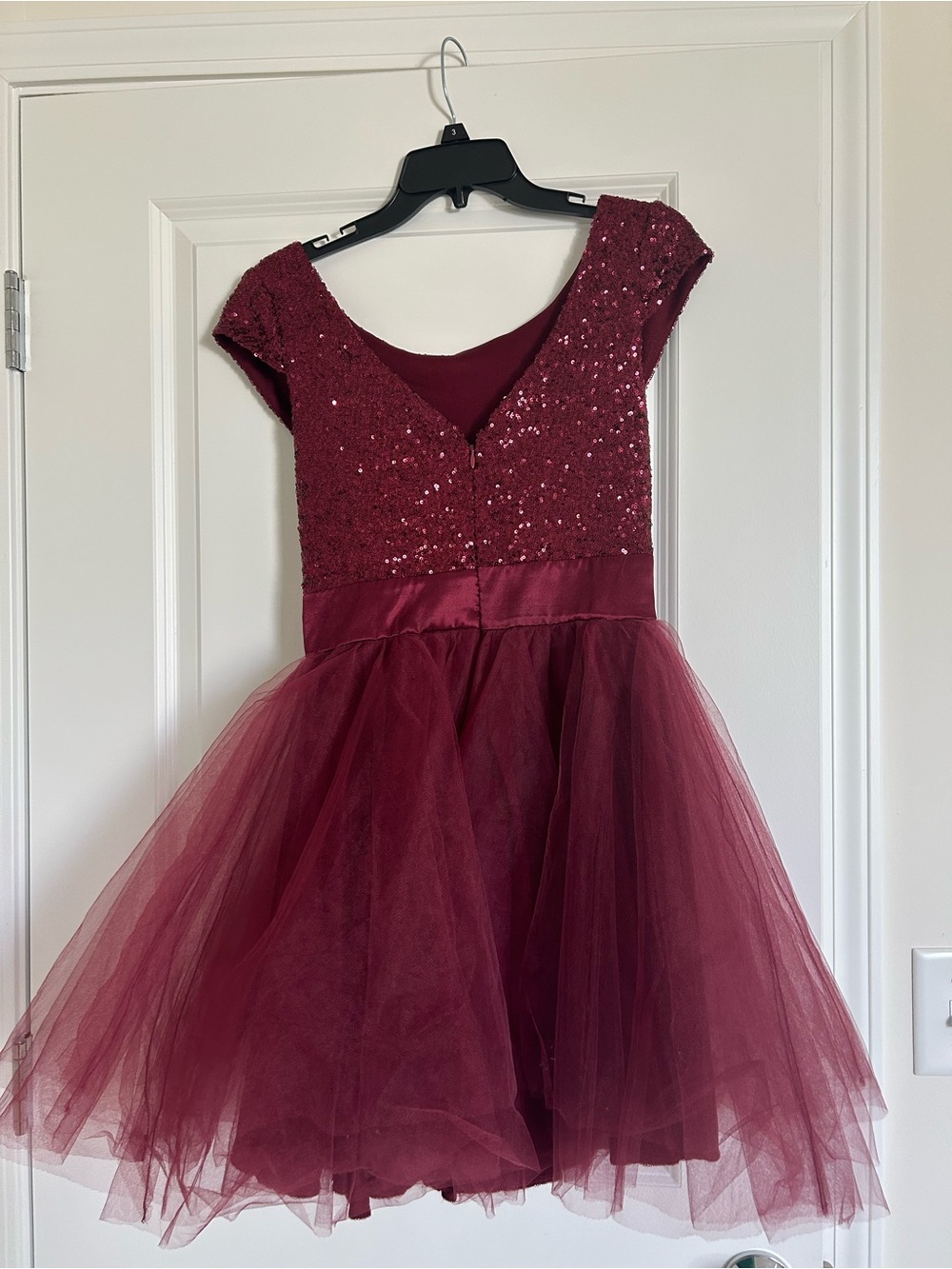 Formal Dress - Picture 2 of 3